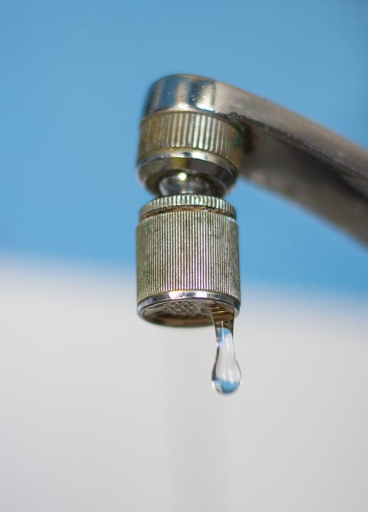 How to Fix a Leaky Bathroom Tap