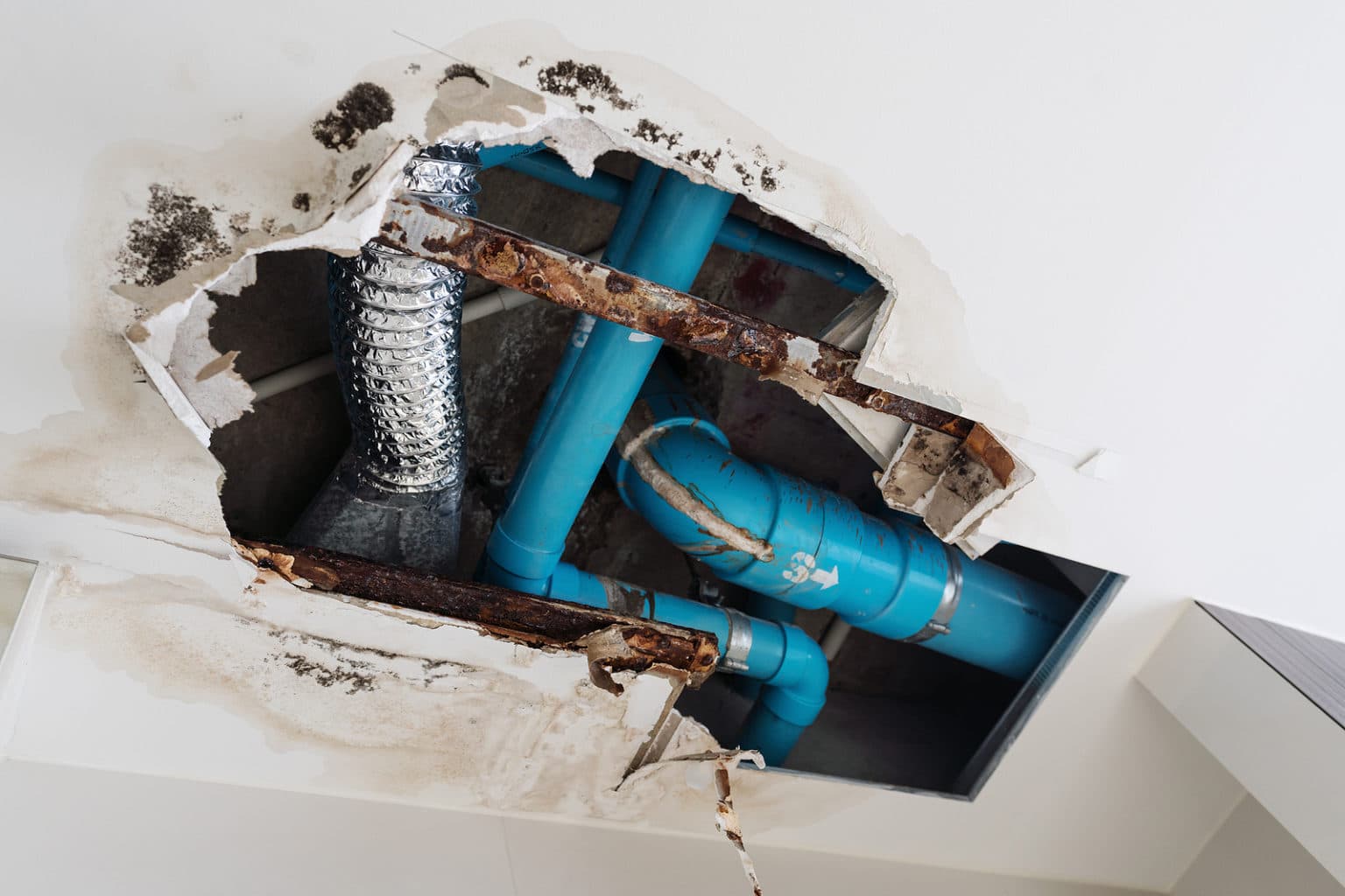 How to Make a Successful Water Leak Insurance Claim UK How to Make a Successful Water Leak Insurance Claim UK