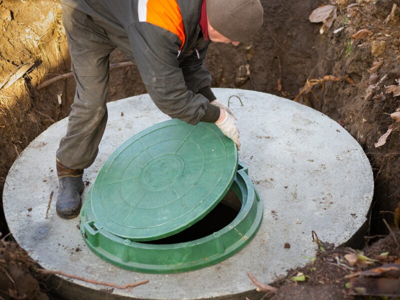 How Much Does it Cost to Empty a Septic Tank?